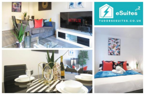 Tudors eSuites Two Bedroom House with Garden and Driveway